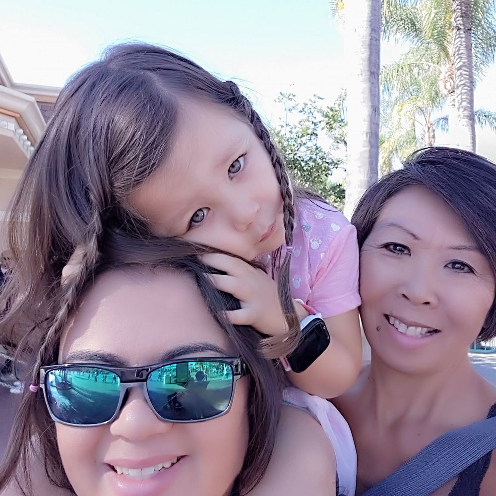 Meet your Posher, Lori